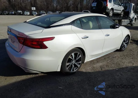 2017 Nissan Maxima 3.5 Platinum z USA, uszkodzony, nr VIN 1N4AA6AP5HC389878